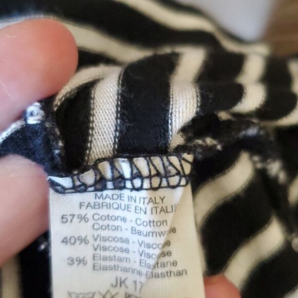 Brandy Melville super soft made in Italy tank top - Picture 8 of 8